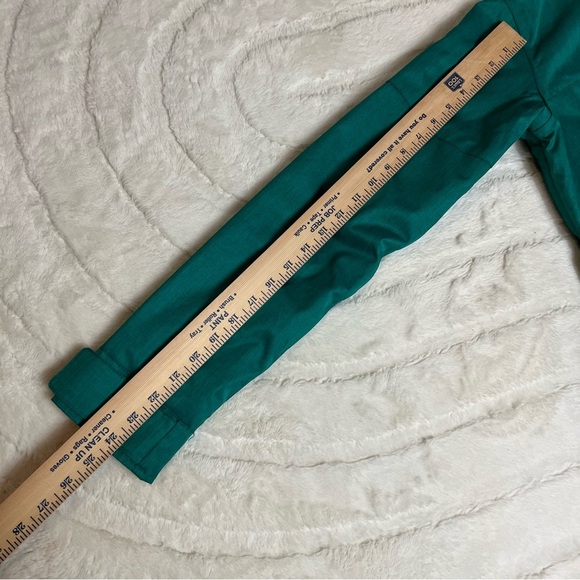 Women’s Burton Dryride Ski Snowboard Jacket Size XS Mutiny Excellent Condition - Picture 9 of 15